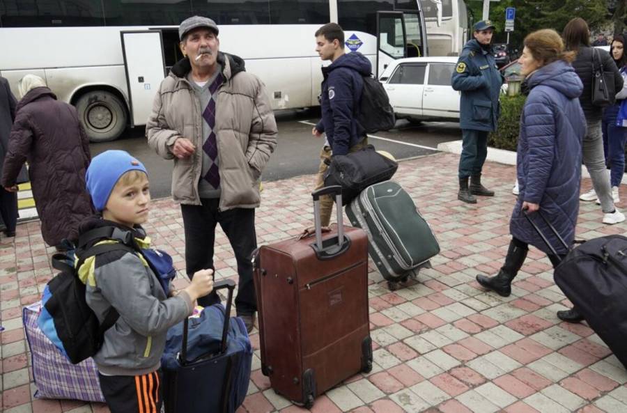 En una semana, más de 70 mil civiles abandonaron sus hogares en Jersón, Ucrania