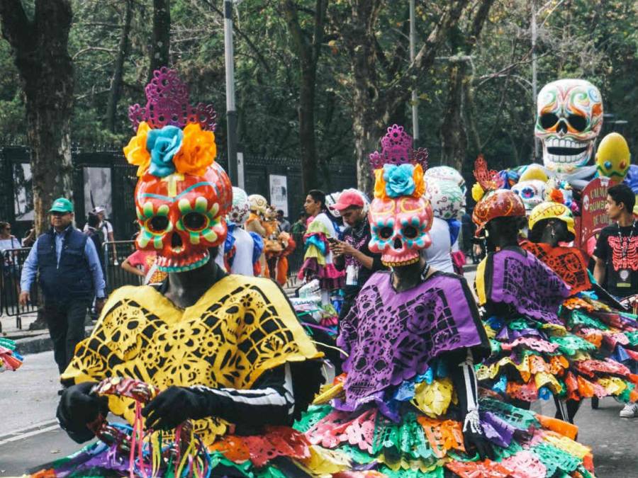 Adornarán Ofrenda Monumental calaveras de las 32 entidades del país y catrinas majestuosas
