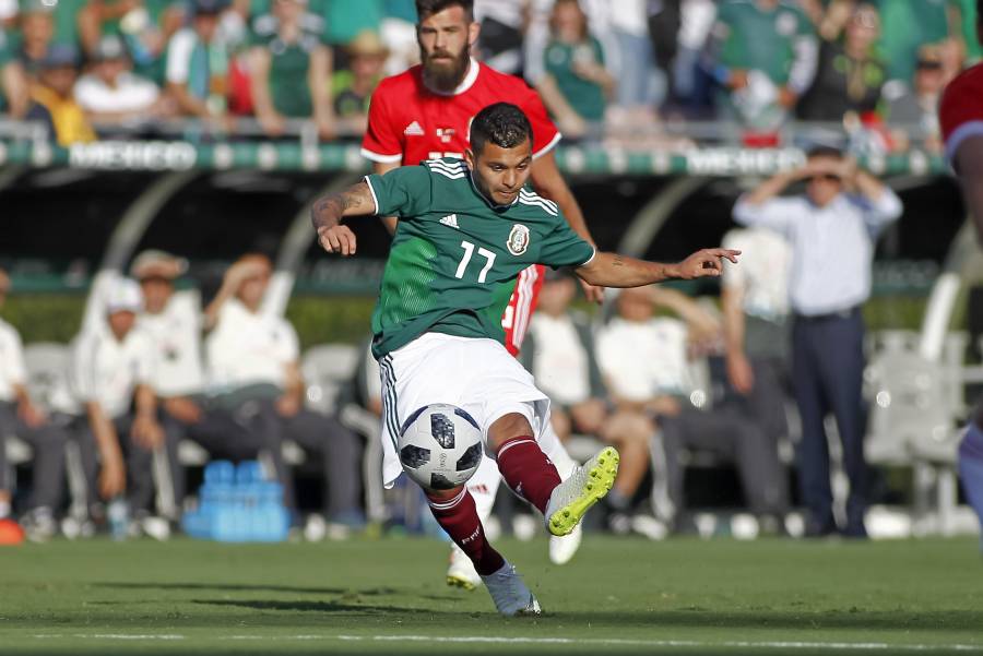 ¿Cuál es el futuro de “Tecatito” Corona en la Selección Mexicana?