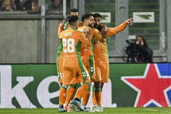 Betis avanza a octavos de la Europa League; Real Sociedad se acerca