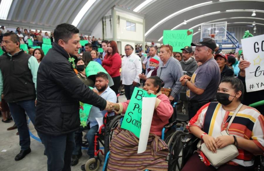 Mucha diferencia con el gobernador RGC: habitantes de Santa María del Río