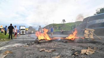 Bloqueos en carreteras y seguridad reforzada en Brasilia tras derrota de Bolsonaro