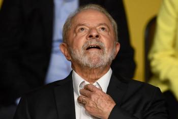 Comunidad internacional arropa a Lula y Bolsonaro sigue aislado