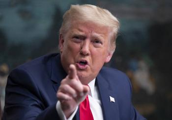 Corte Suprema de EEUU suspende transferencia de documentos fiscales de Trump al Congreso