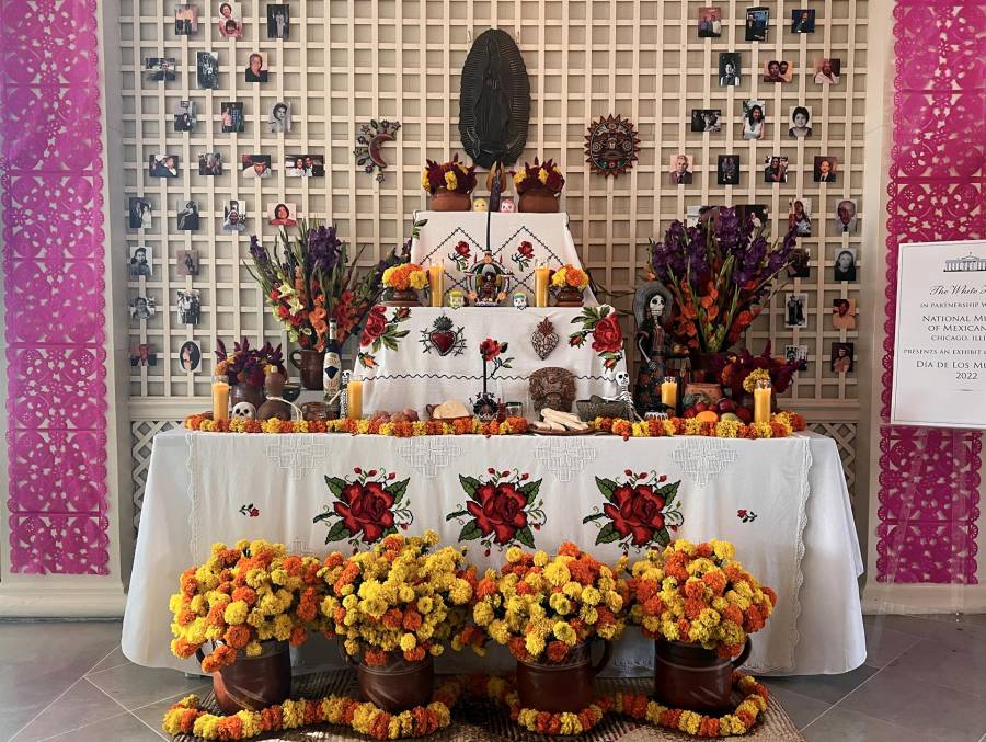 Casa Blanca celebró Día de Muertos con ofrenda