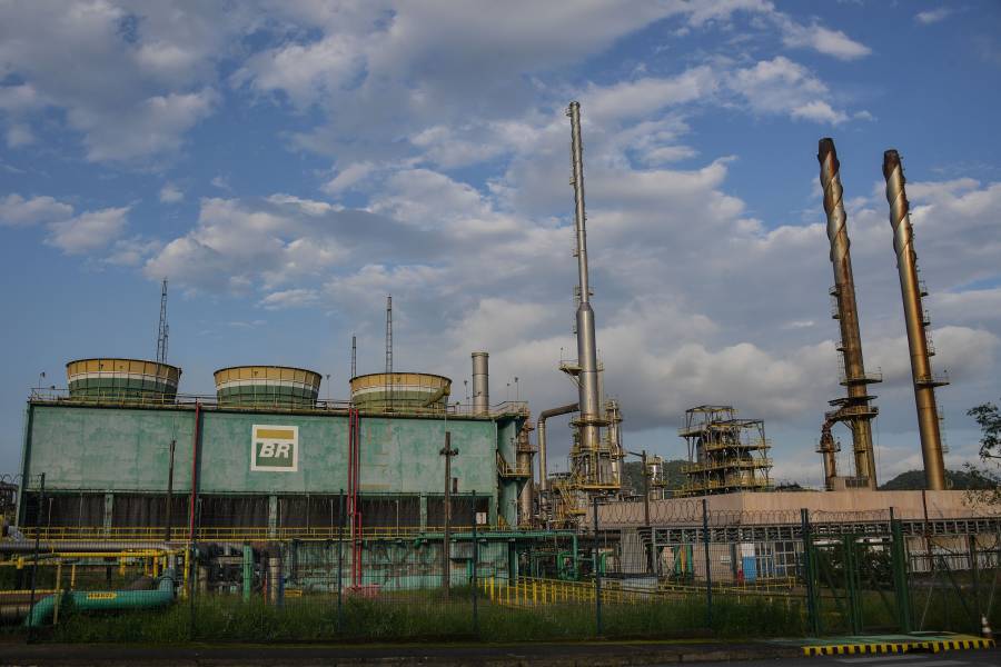 Petrobras reporta alza de 47,6% en ganancias del tercer trimestre