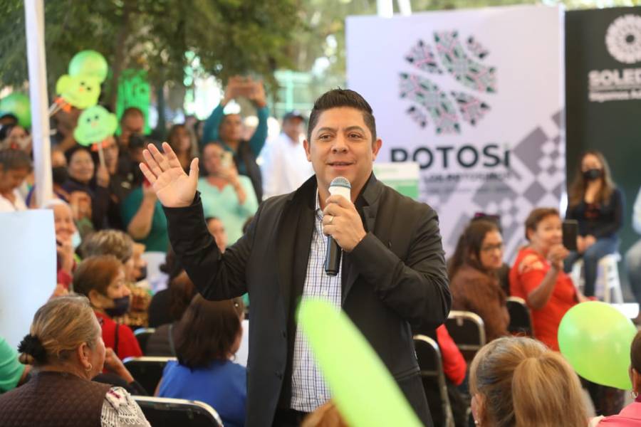 Ricardo Gallardo da banderazo de rehabilitación de colonia Hogares Populares Pavón