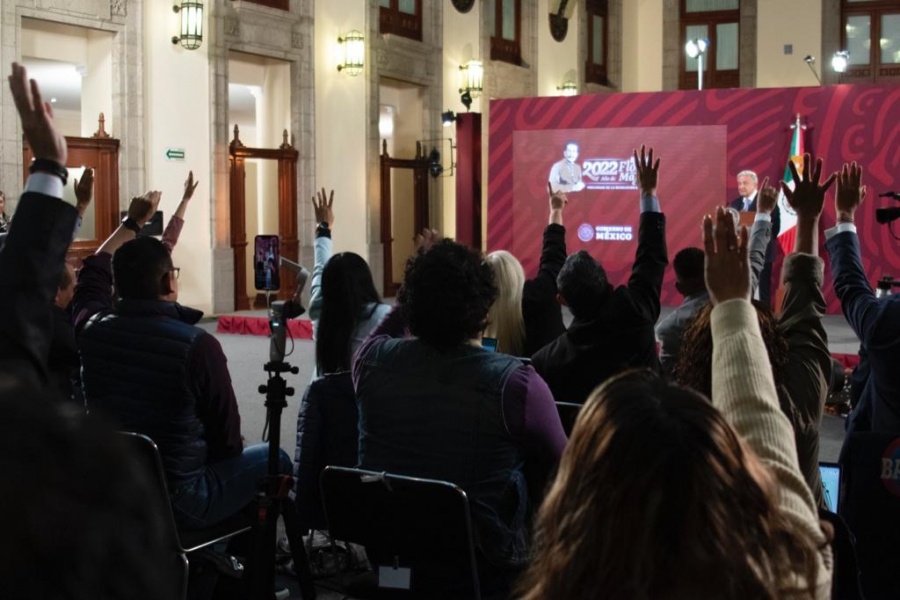 Que FGR atraiga investigación de Ariadna Fernández, propone AMLO