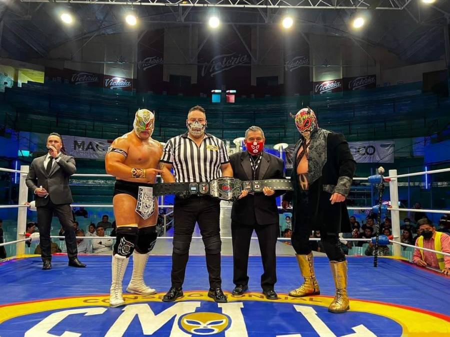 Hay nuevo Campeón Mundial de Peso Completo del CMLL