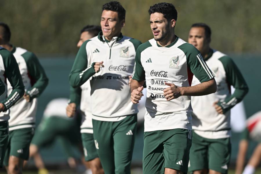 Raúl Jiménez abandona concentración de la Selección Mexicana