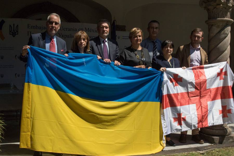 Embajada de Ucrania acusa de 