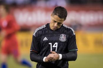 Chicharito no irá a Qatar con el TRI por meter “scorts” a concentración: José Ramón Fernández