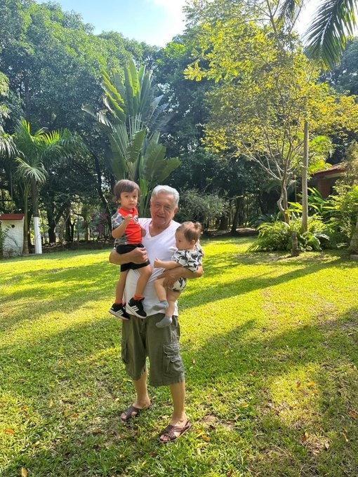 AMLO agradece muestras de cariño en su cumpleaños