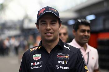 “Si tiene 2 campeones es gracias a m&iacute;”, “Checo” P&eacute;rez cr&iacute;tica a Max Verstappen