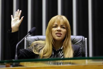 Exdiputada brasile&ntilde;a recibe 50 a&ntilde;os de prisi&oacute;n tras deceso de su esposo