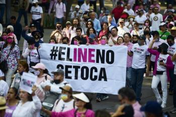 Marcha se realizó de manera pacífica y entre gritos piden no destrozar al INE