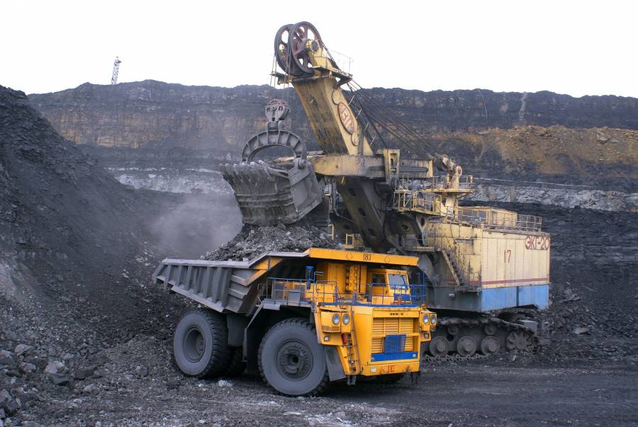 Senadores de EEUU piden frenar minería de oro ilegal en América Latina