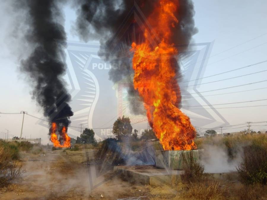 Se registra fuerte incendio en respiraderos de Ecatepec