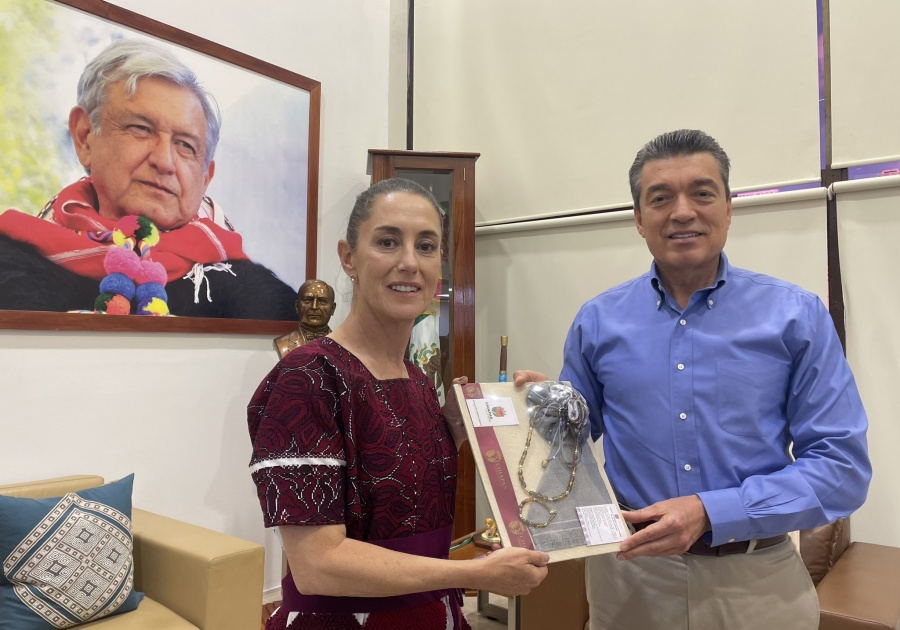 Claudia Sheinbaum es recibida con Marimba en Chiapas