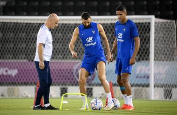 Benzema sufre una lesi&oacute;n en el muslo y causa baja para el Mundial