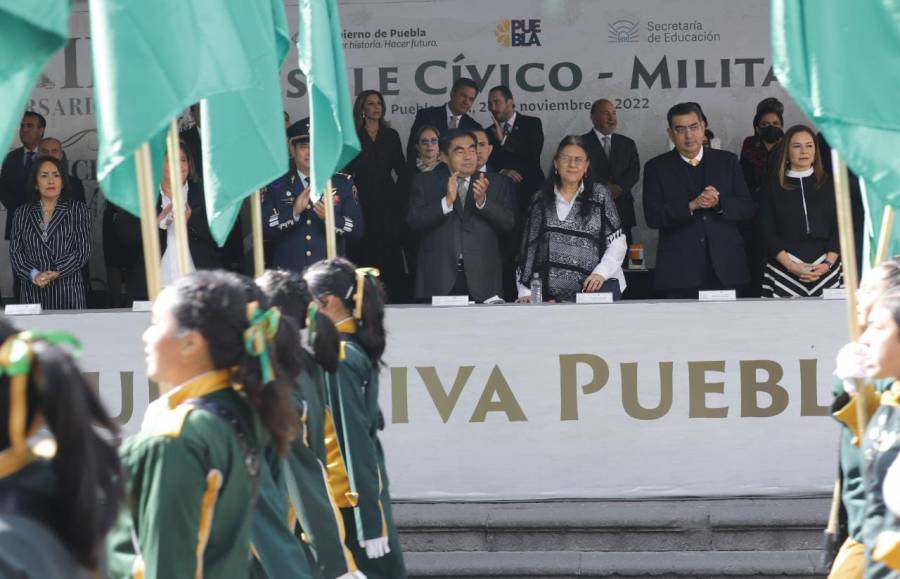 Miguel Barbosa conmemora 112 años de la Revolución Mexicana en Puebla