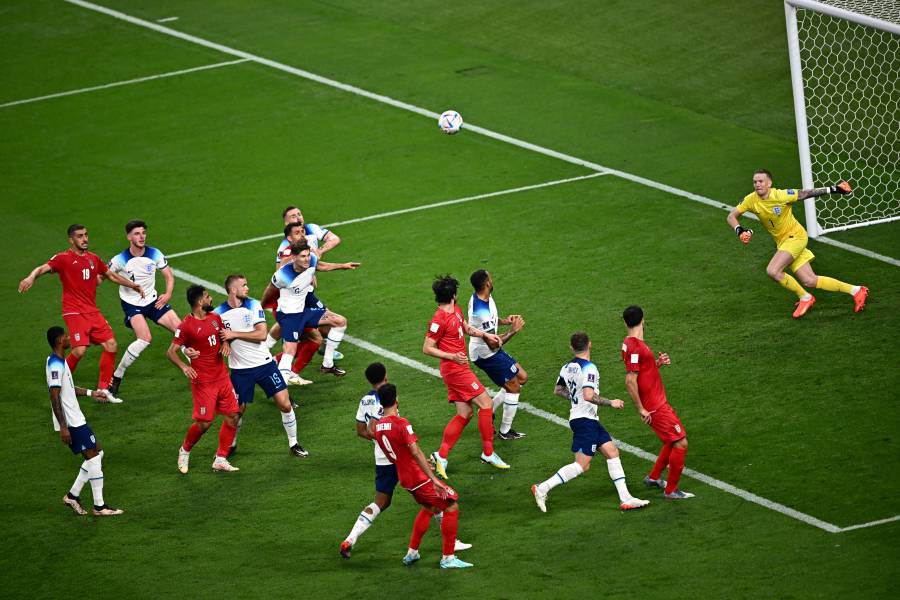 Inglaterra golea 6-2 a Irán