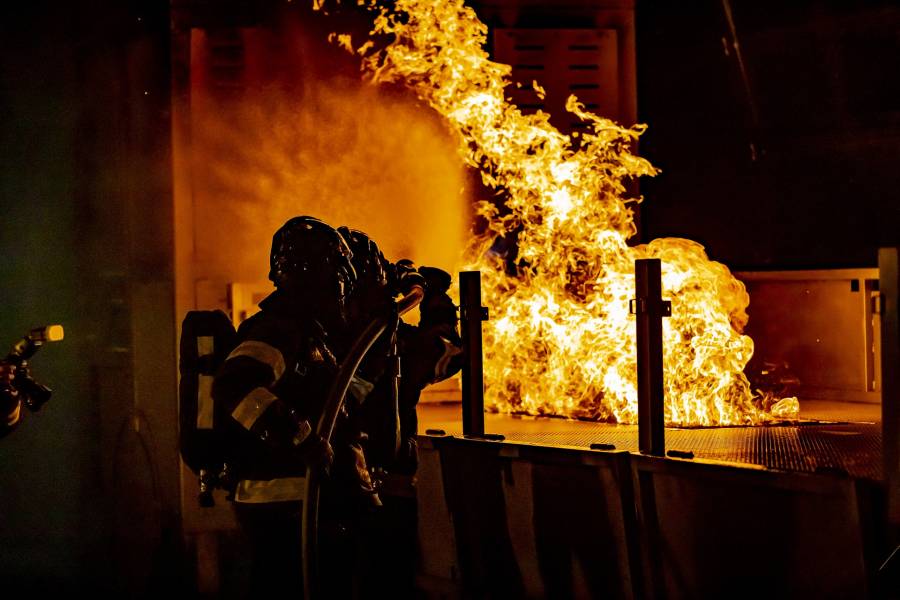 Fallecen 36 personas en el incendio de una fábrica en China