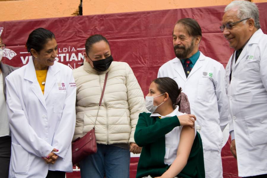 Salud CDMX vacuna a 110 mil 810 adolescentes contra el VPH