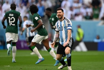 Arabia Saudita da lecci&oacute;n a Argentina en partidazo