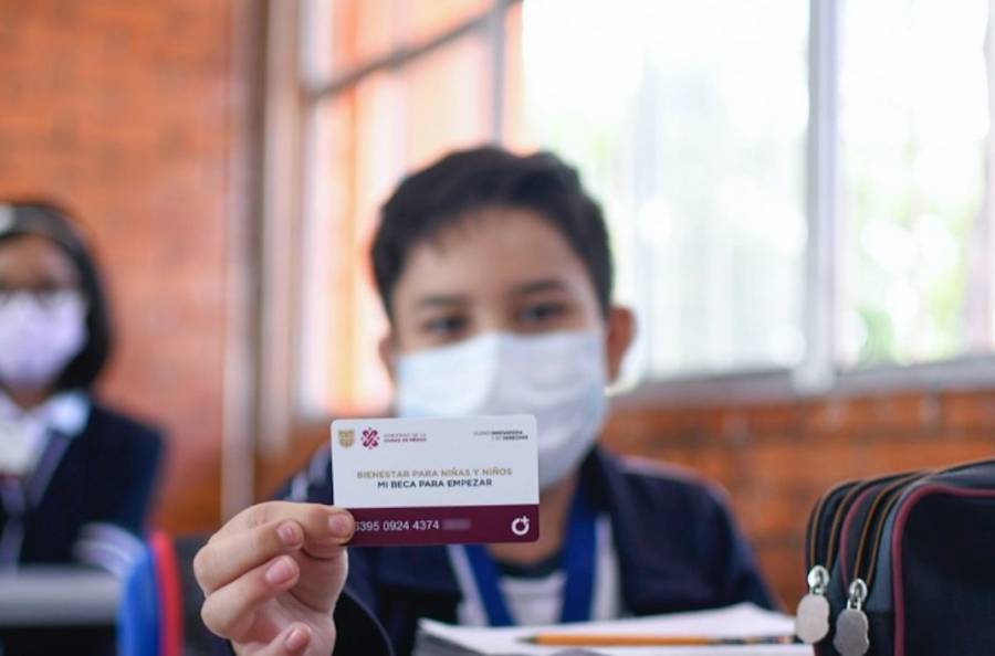 Beneficios de “Mi Beca para Empezar” tras convertirse en ley por el Congreso CDMX