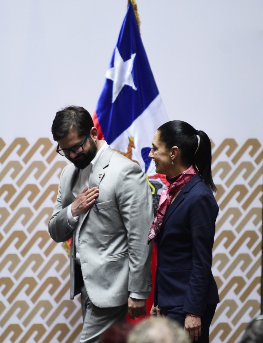 Claudia Sheinbaum será recordada igual que Hidalgo, Juárez y Morelos: Presidente de Chile
