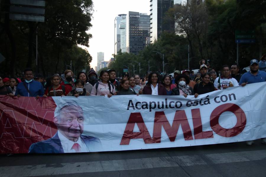 Guerreo, Coahuila y varios estados m&aacute;s llegaron a marcha de AMLO, 150 camiones aparcados en avenidas cercanas
