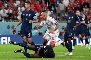 Qatar 2022: Una Francia plagada de suplentes cae ante T&uacute;nez, pero avanza primera de grupo