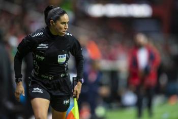 ¡Hist&oacute;rico! La &aacute;rbitra mexicana Karen D&iacute;az debuta en Qatar 2022