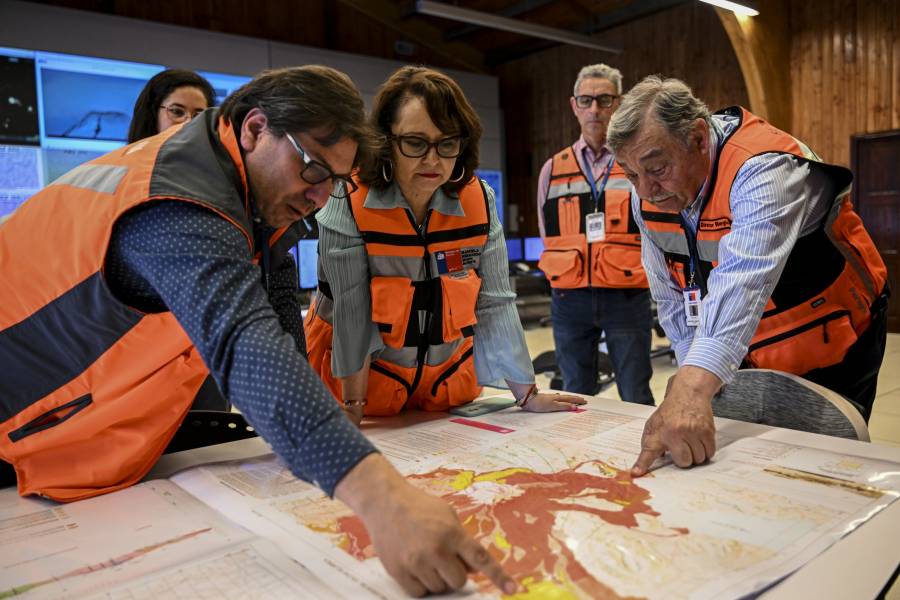 El volcán Villarrica, el más riesgoso de Chile, pone en alerta a las autoridades