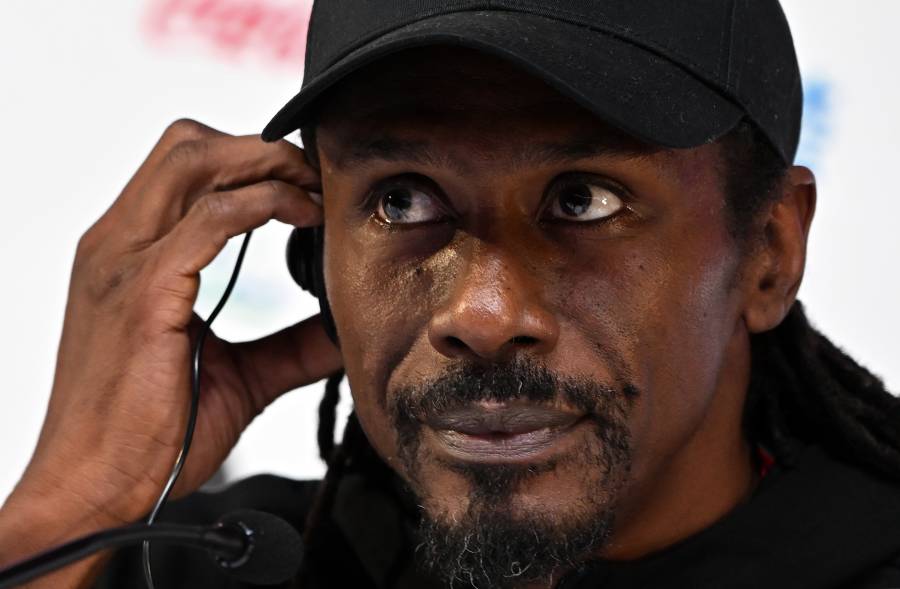 El DT de Senegal, Aliou Cissé, enferma previo al partido contra Inglaterra