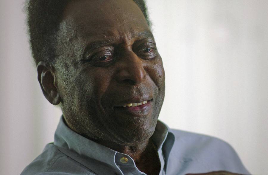 Familia asegura que salud de Pelé no corre 