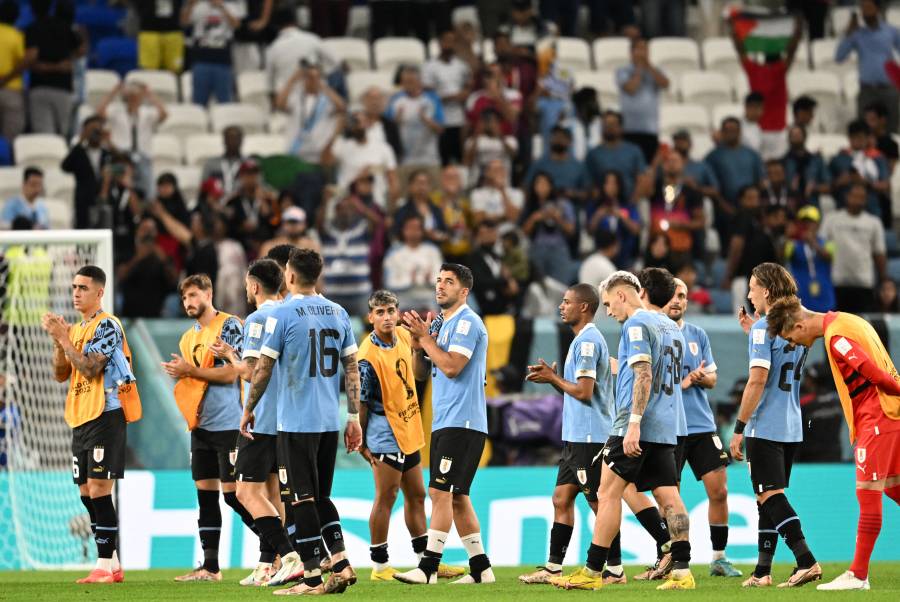 FIFA abre expedientes disciplinarios a Uruguay, Gim&eacute;nez, Cavani, Muslera y God&iacute;n