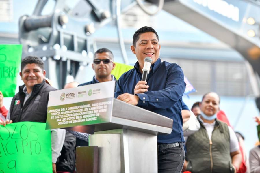 Ricardo Gallardo sube al cuarto lugar nacional como gobernador con mayor aprobaci&oacute;n ciudadana