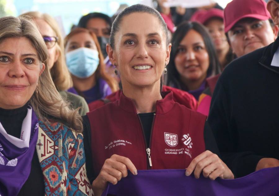 Sheinbaum asegura que al INE no le gusta que una mujer encabece las encuestas