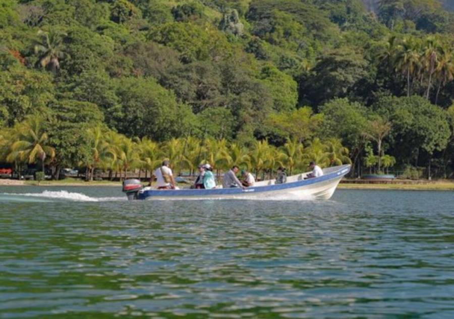 Apoyar&aacute; Agricultura cultivo de tilapia en lagos de El Salvador