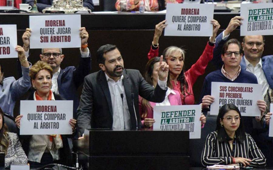 MC presenta amparo contra segundo plan de reforma electoral