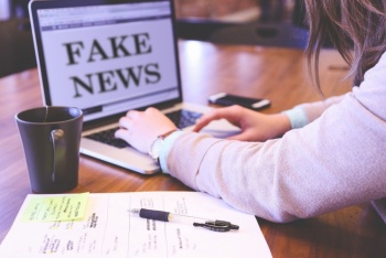Dem&oacute;cratas cuestionan si tiene Twitter la capacidad de detectar la desinformaci&oacute;n
