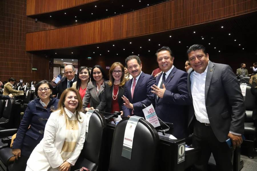 Mier agradece a fuerzas políticas apoyó para lograr vacaciones dignas