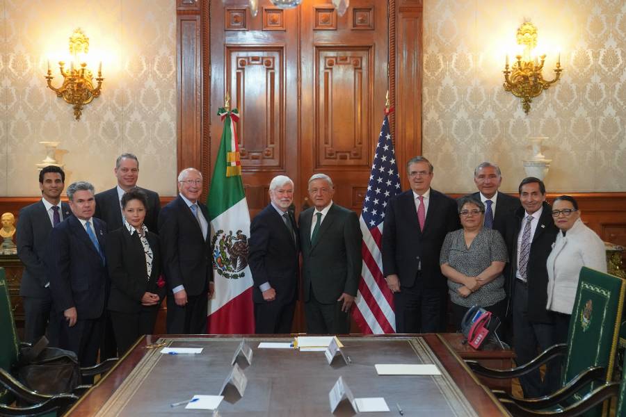 AMLO y Biden celebran 200 años de relación bilateral con cartas mutuas