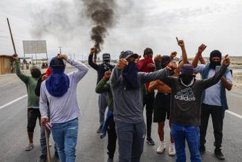 Simpatizantes de Castillo toman planta compresora de gas natural en Per&uacute;