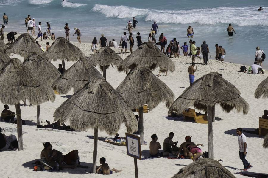 Senado avala 12 días continuos de vacaciones para trabajadores
