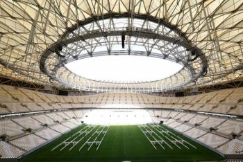 Agente de seguridad de Mundial muere por ca&iacute;da en estadio Lusail