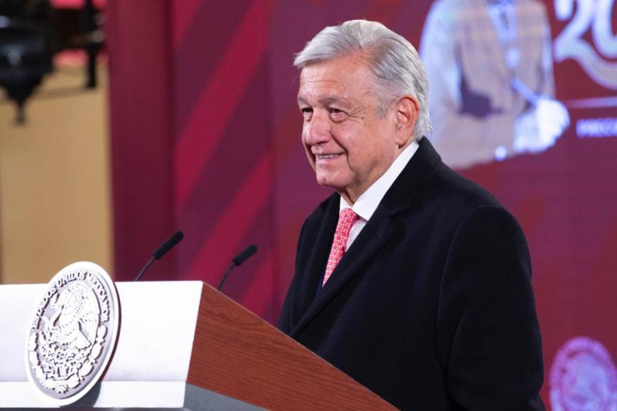 Nada de purgas:  AMLO tras voto de Monreal contra su Plan B