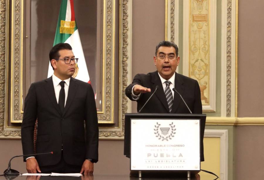 Rinde protesta Sergio Salomón Céspedes como Gobernador Sustituto de Puebla